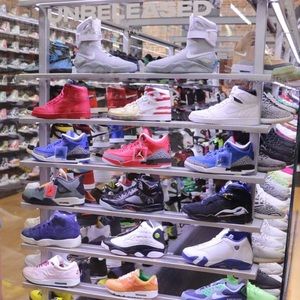 Meet your Posher, Luis